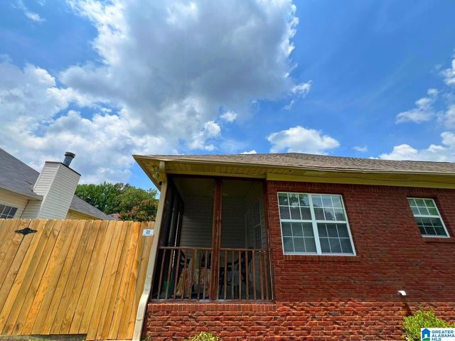 550 LAKESIDE CIRCLE, Center Point, AL 35215