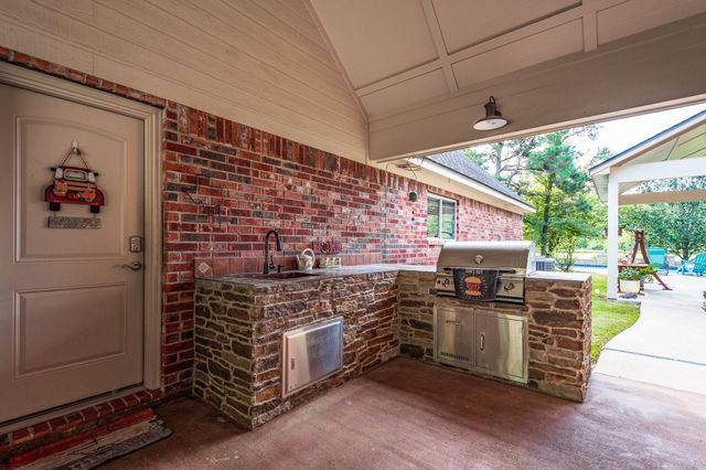15774 Fm 3083 Road, Conroe, TX 77302