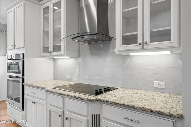 63 Evergreen Lane, Hampstead, NC 28443