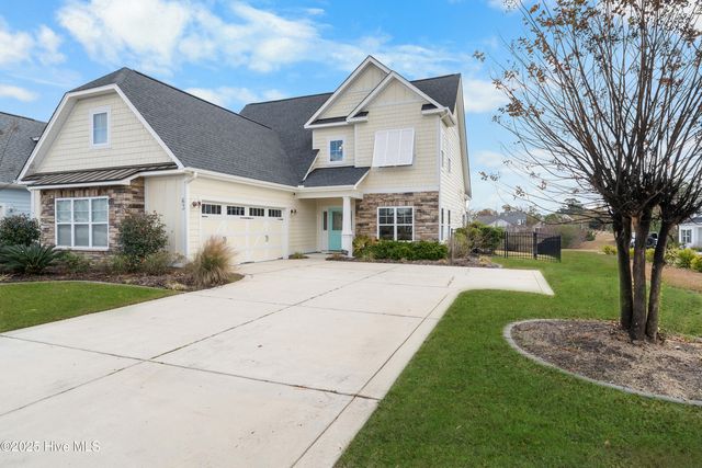 63 Evergreen Lane, Hampstead, NC 28443