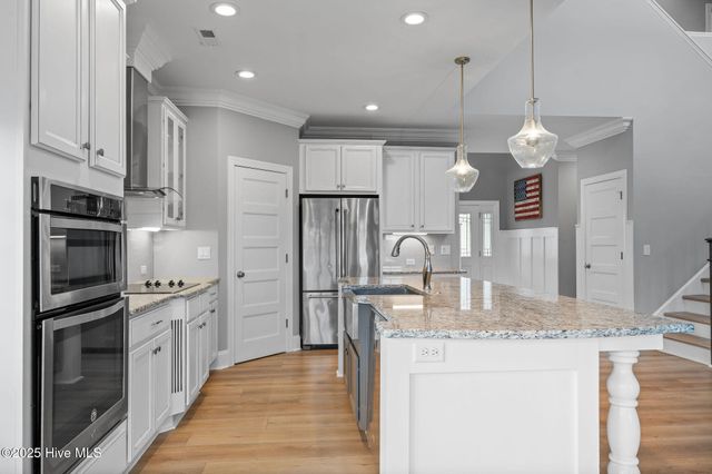 63 Evergreen Lane, Hampstead, NC 28443