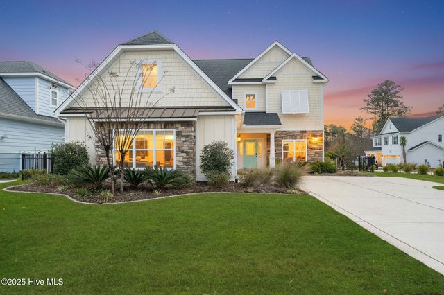 63 Evergreen Lane, Hampstead, NC 28443