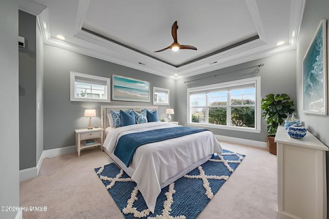 63 Evergreen Lane, Hampstead, NC 28443