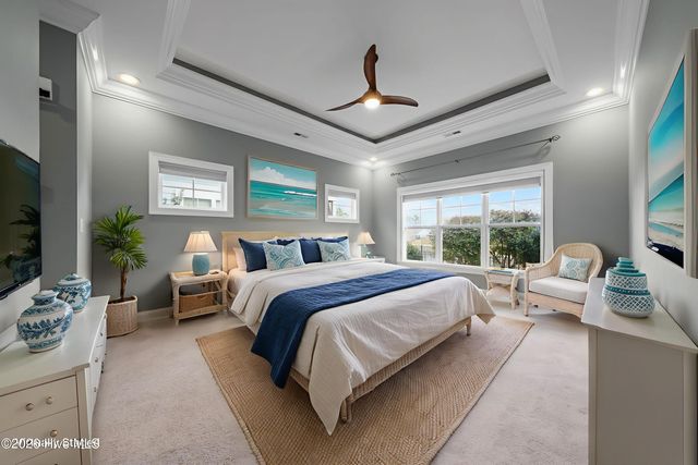 63 Evergreen Lane, Hampstead, NC 28443