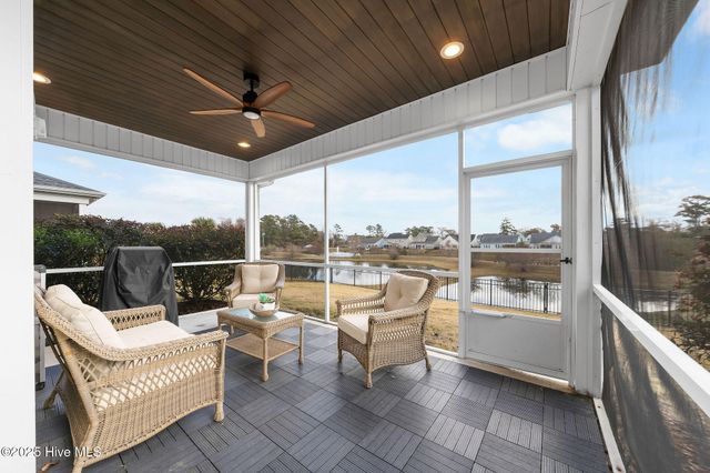 63 Evergreen Lane, Hampstead, NC 28443