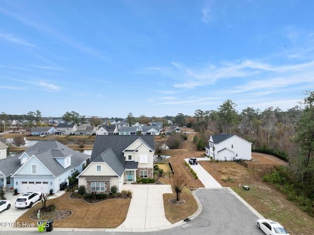 63 Evergreen Lane, Hampstead, NC 28443