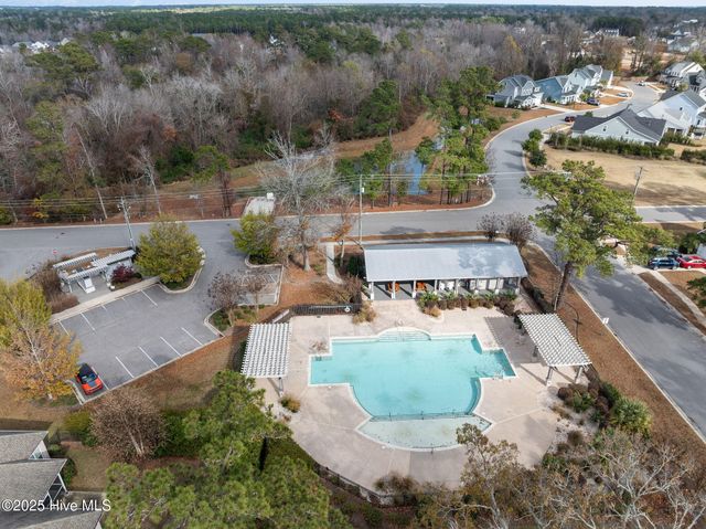 63 Evergreen Lane, Hampstead, NC 28443