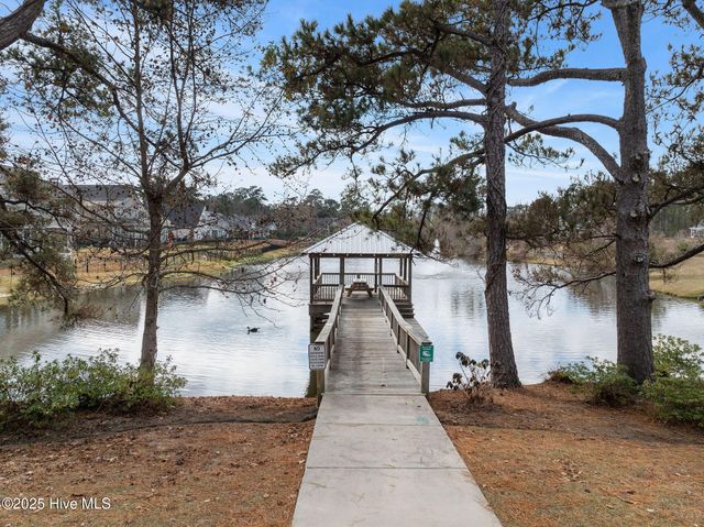 63 Evergreen Lane, Hampstead, NC 28443