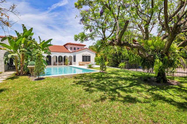 333 Murray Road, West Palm Beach, FL 33405