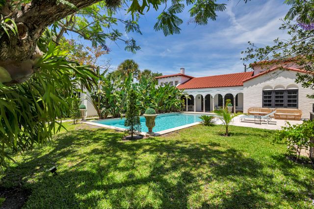 333 Murray Road, West Palm Beach, FL 33405