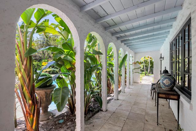 333 Murray Road, West Palm Beach, FL 33405