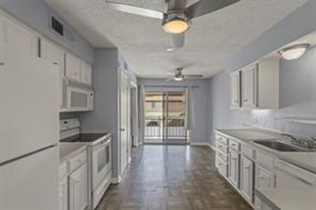 10650 Steppington Drive 211, Dallas, TX 75230