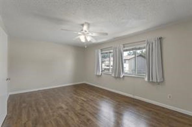 10650 Steppington Drive 211, Dallas, TX 75230