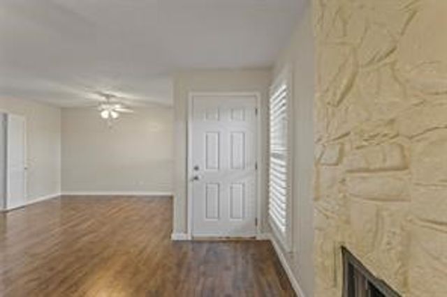 10650 Steppington Drive 211, Dallas, TX 75230