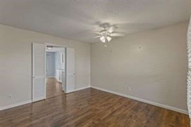 10650 Steppington Drive 211, Dallas, TX 75230