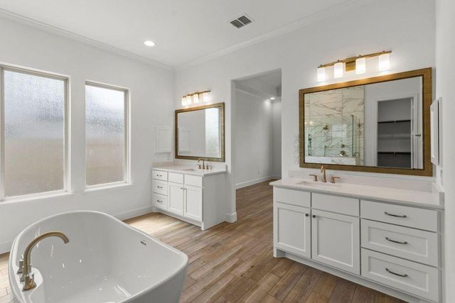 12122 Grassy Bend Drive, Mont Belvieu, TX 77523