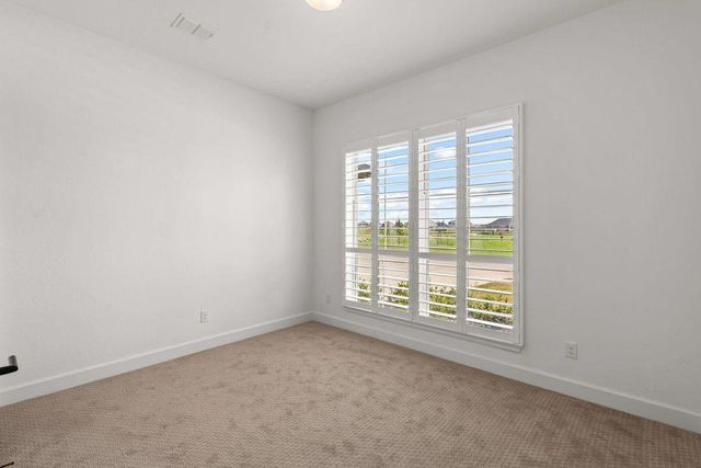 12122 Grassy Bend Drive, Mont Belvieu, TX 77523