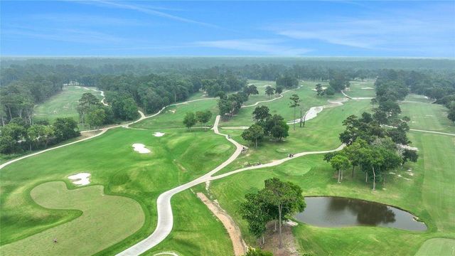 12122 Grassy Bend Drive, Mont Belvieu, TX 77523