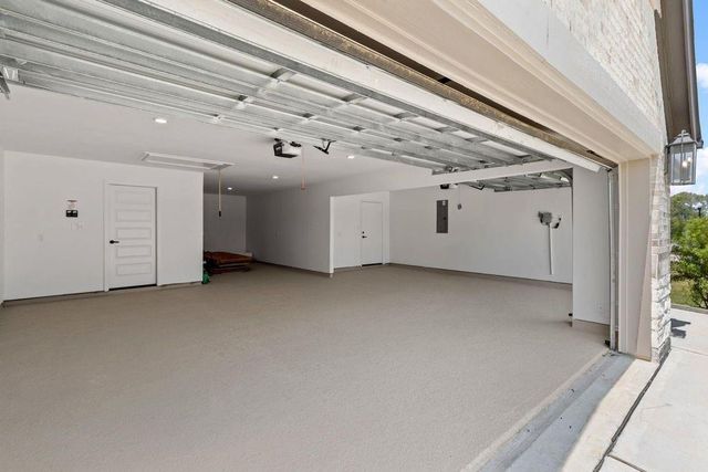 12122 Grassy Bend Drive, Mont Belvieu, TX 77523