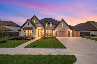 12122 Grassy Bend Drive, Mont Belvieu, TX 77523