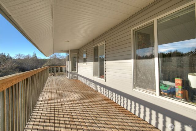 1487 Ocean Beach Road, Hoquiam, WA 98550