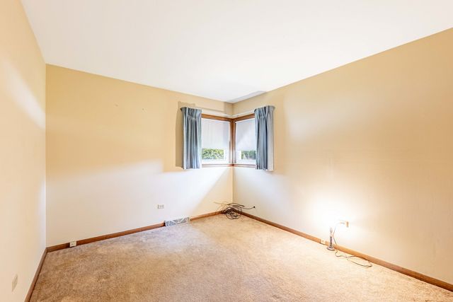 1161 E 171st Court, South Holland, IL 60473
