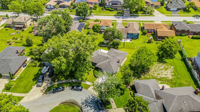 1161 E 171st Court, South Holland, IL 60473
