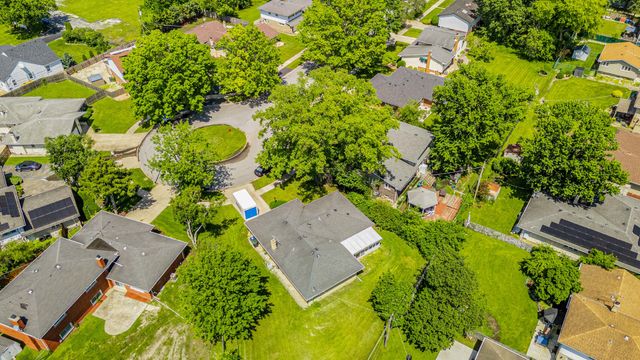 1161 E 171st Court, South Holland, IL 60473