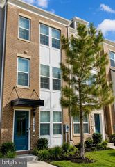 7240 CLAGETT DR #719, Hyattsville, MD 20785