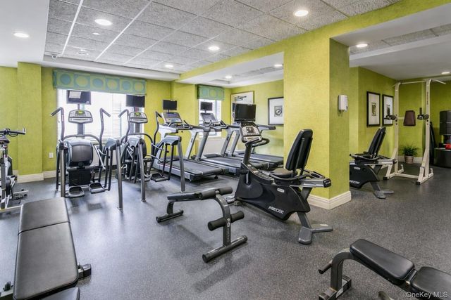 136 Beach 117th Street 4N, Rockaway Park, NY 11694