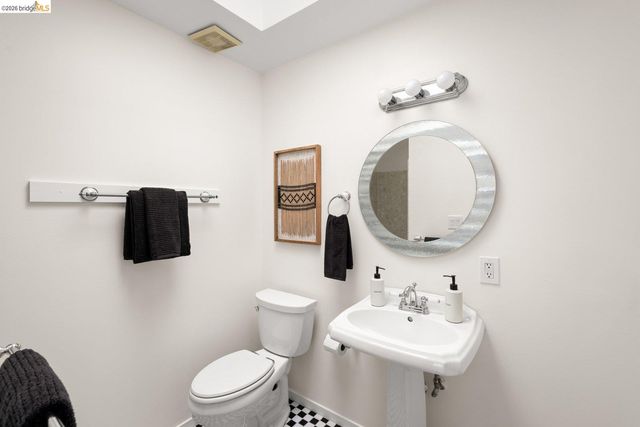2614 Warring St 9, Berkeley, CA 94704