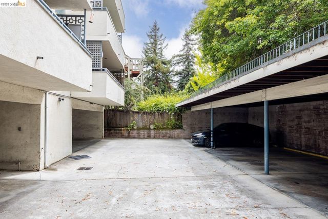 2614 Warring St 9, Berkeley, CA 94704