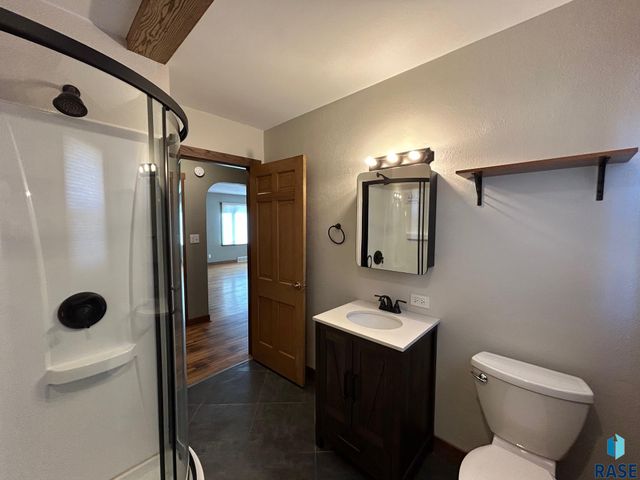 1005 N Kiwanis Ave Avenue, Sioux Falls, SD 57104