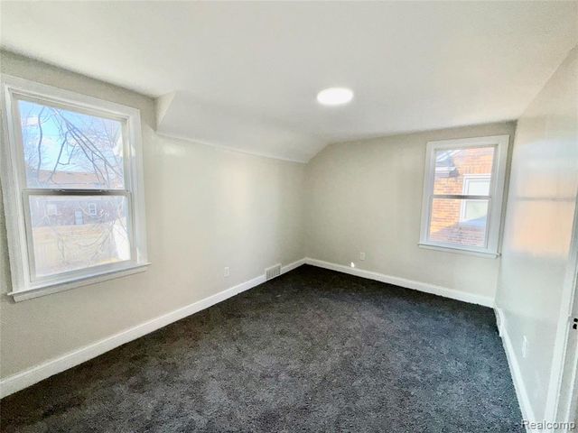 9899 Balfour Road, Detroit, MI 48224