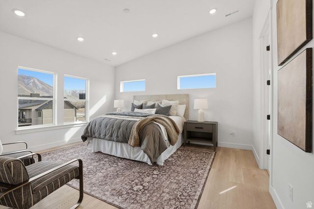 5224 N MAPLEWOOD LN, Stansbury Park, UT 84074