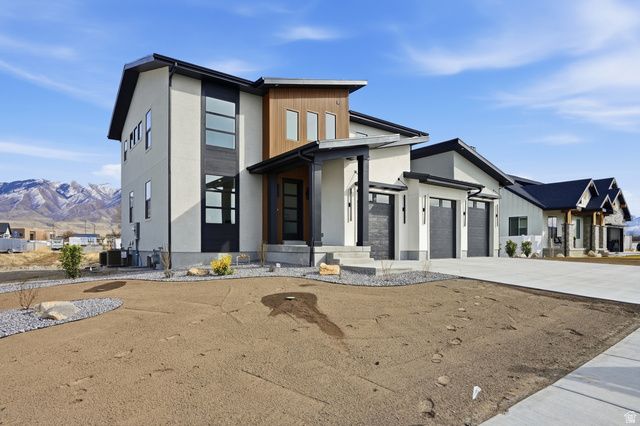 5224 N MAPLEWOOD LN, Stansbury Park, UT 84074