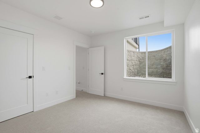 5224 N MAPLEWOOD LN, Stansbury Park, UT 84074