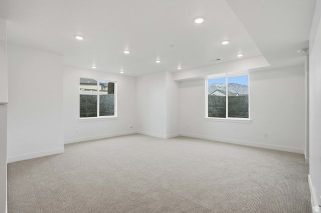 5224 N MAPLEWOOD LN, Stansbury Park, UT 84074