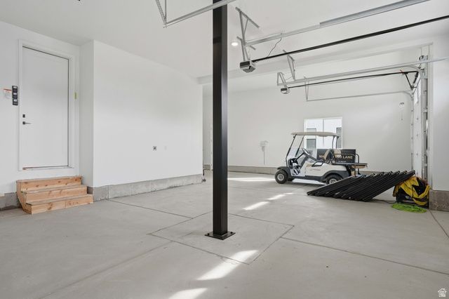 5224 N MAPLEWOOD LN, Stansbury Park, UT 84074