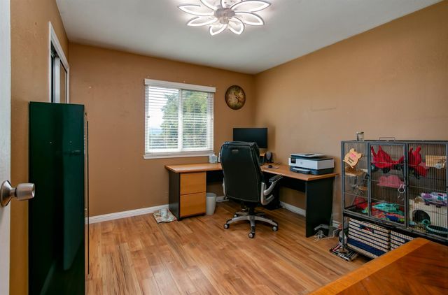 2345 Ponderosa Rd, Rescue, CA 95672
