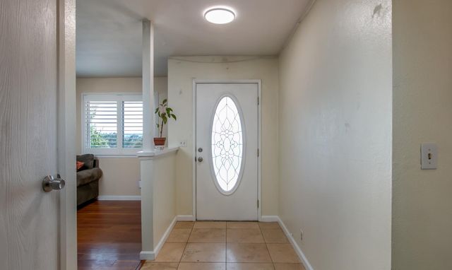 2345 Ponderosa Rd, Rescue, CA 95672