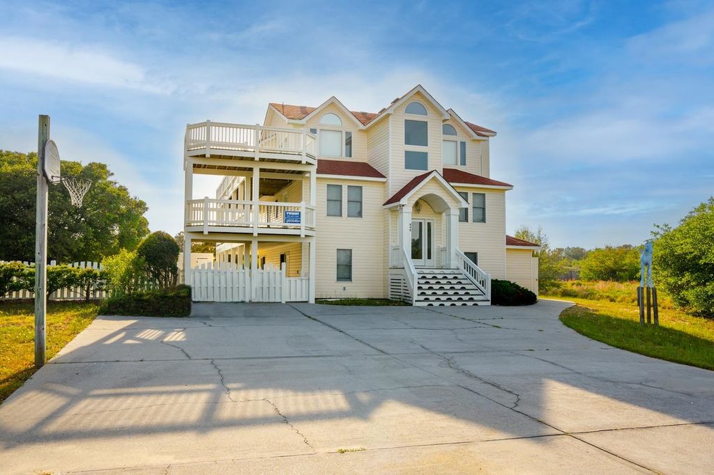 Image 1 of property listing at 846 Corolla Drive Lot 71, Corolla, NC 27927