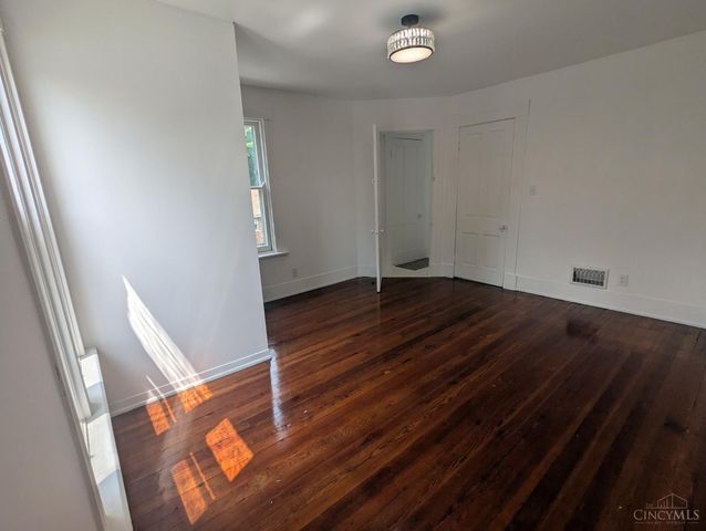 7160 River Road, Cincinnati, OH 45233