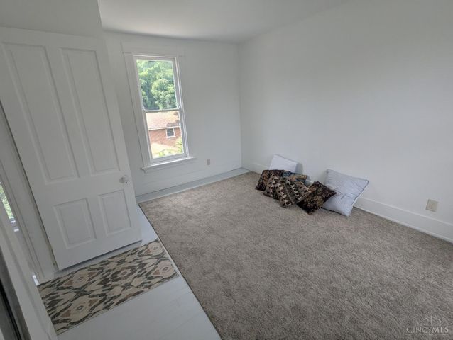 7160 River Road, Cincinnati, OH 45233