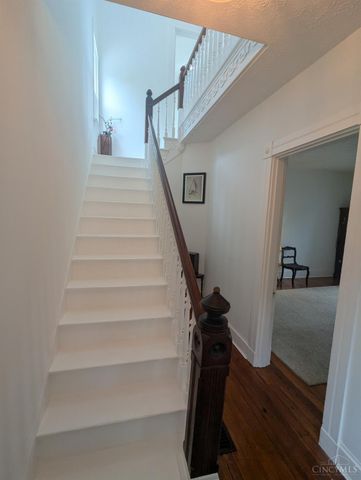 7160 River Road, Cincinnati, OH 45233