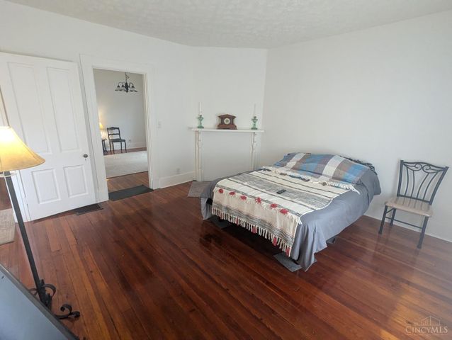 7160 River Road, Cincinnati, OH 45233