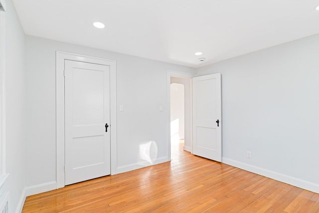 126 Washington Ave 2, Waltham, MA 02453