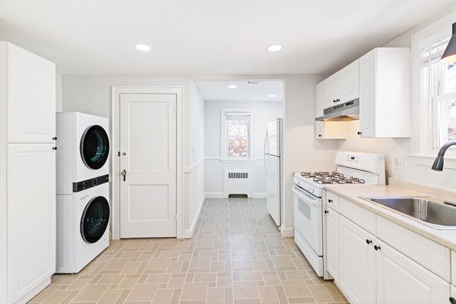 126 Washington Ave 2, Waltham, MA 02453