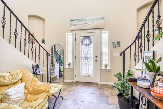 2072 ROBERT MINNIE A, El Paso, TX 79938