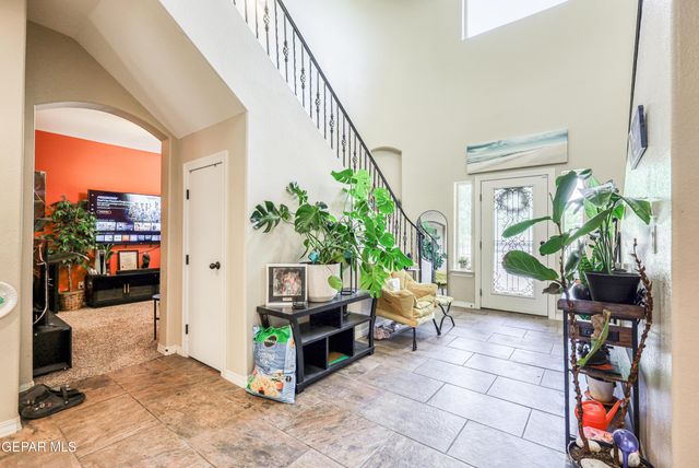 2072 ROBERT MINNIE A, El Paso, TX 79938